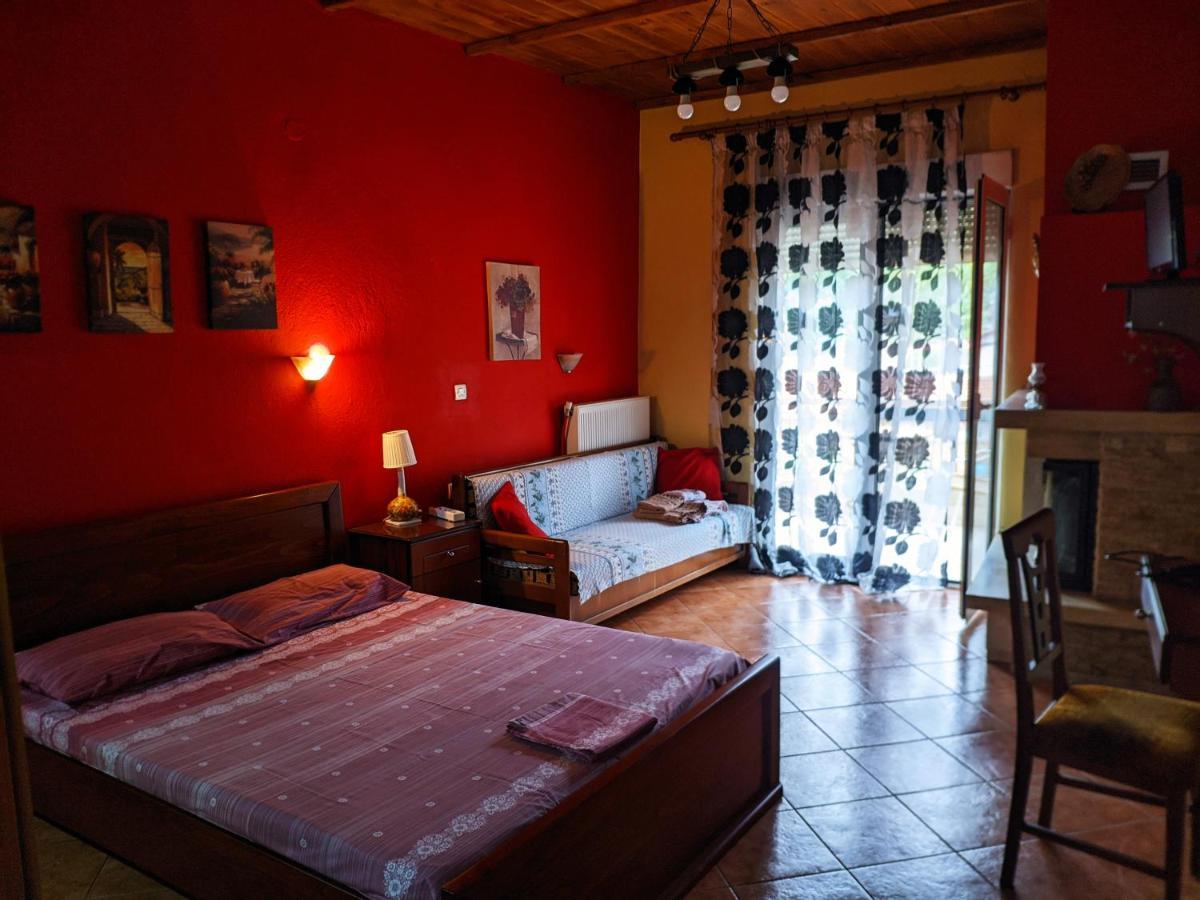 Alexandros Guesthouse ออร์มา ภายนอก รูปภาพ