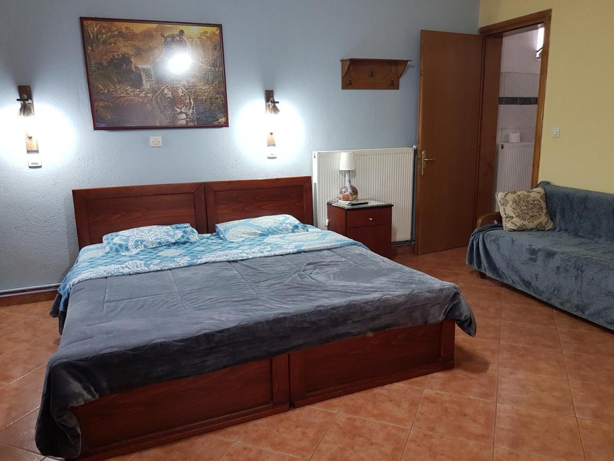 Alexandros Guesthouse ออร์มา ภายนอก รูปภาพ