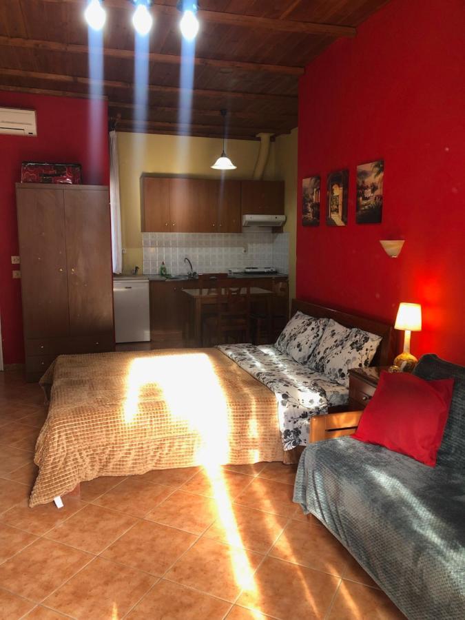 Alexandros Guesthouse ออร์มา ภายนอก รูปภาพ