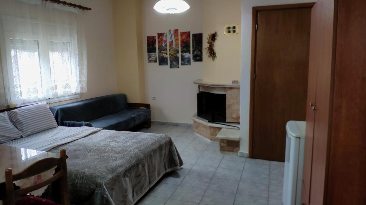 Alexandros Guesthouse ออร์มา ภายนอก รูปภาพ